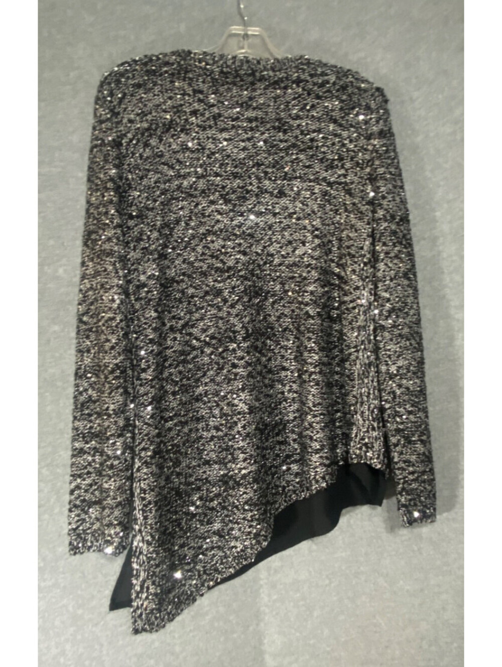 Apt.9 Women's Knitted Long Sleeve Slanted hemline Black Dark Gray Top Size Large - Picture 4 of 5